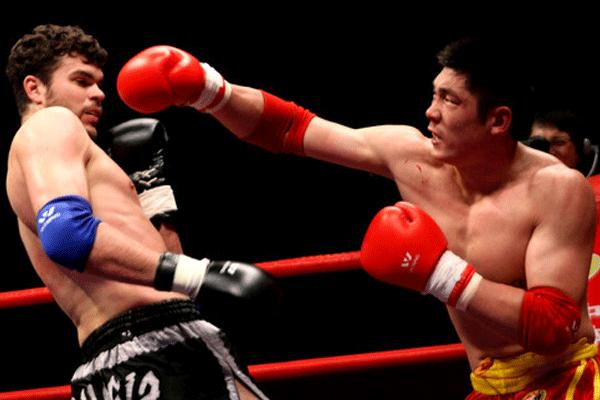 在中国只有他有资格与“美丽死神”阿尔图路‧奇斯辛柯一战