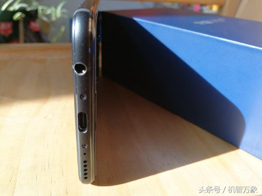 荣耀v10高清内部结构图,荣耀v10开箱的配置