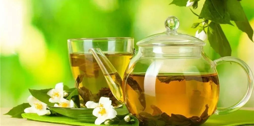 月经有血块是怎么回事啊,月经有血块是怎么回事呢