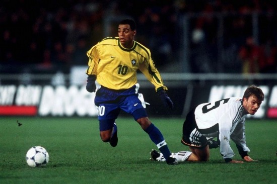 足坛记忆,盘带大师德尼尔森世界杯