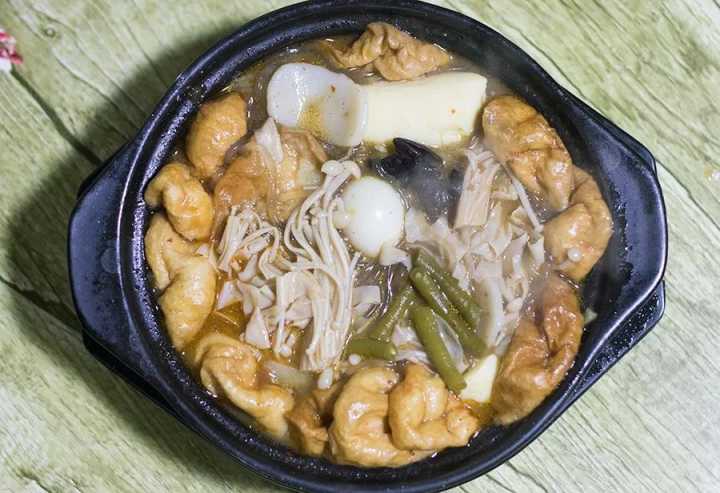 肉蟹煲最正宗的来自哪里,哪的肉蟹煲最好吃