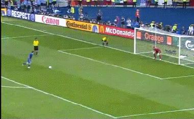 足坛退役卡卡,2018世界杯卡卡退役