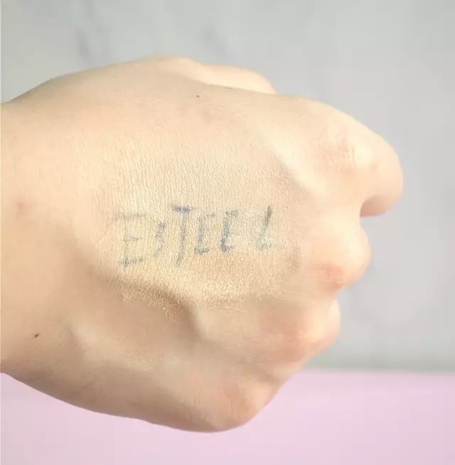 yslniki气垫和阿玛尼蓝气垫测评,ysl气垫推荐公认好用第一名测评