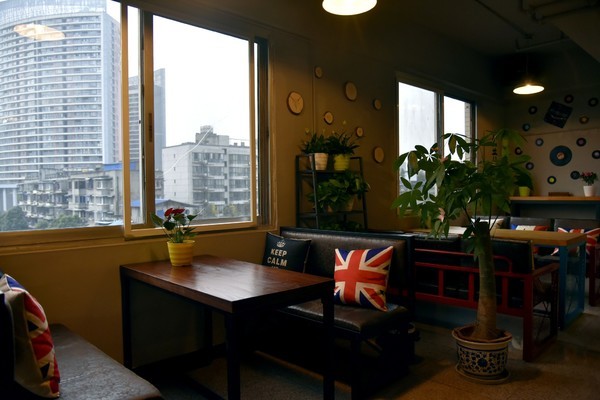 到成都的街头走一走女生完整版,到成都街头走一走