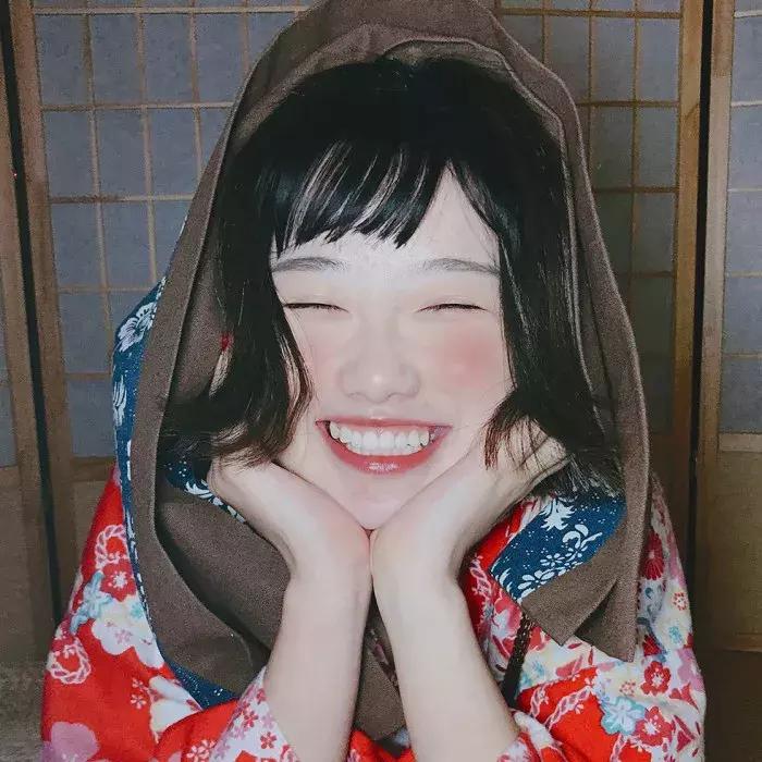 给女生买口红哪个牌子好,一般女生都买多少钱的口红