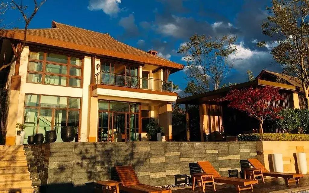 面对人生的风景句子,人生的风景由你自己决定