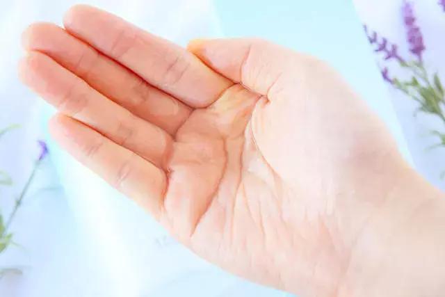 美妆cosme测评,美妆博主进cos圈如何看待