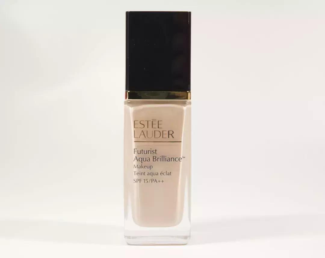 十四岁女孩适用的粉底液,适合皮肤干卡粉的粉底液