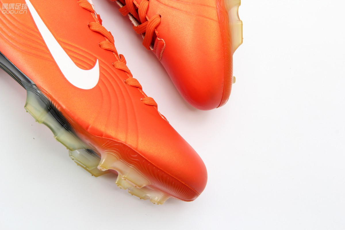 耐克足球鞋各系列特点,耐克各个系列足球鞋特点