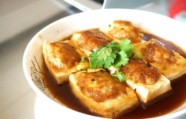 简单的客家酿豆腐的正确方法,正宗的客家酿豆腐做法