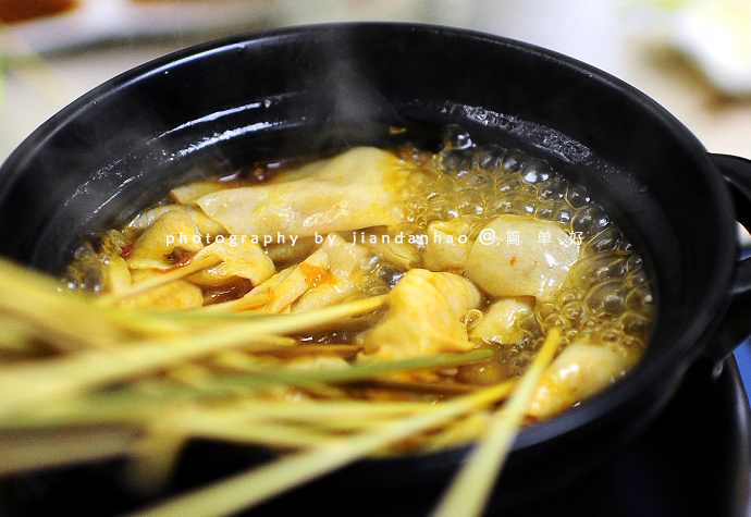 抚顺最好的麻辣拌串,抚顺风靡特色小吃麻辣拌