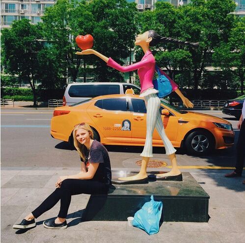 小贝大儿子与女友,小贝长子官宣订婚