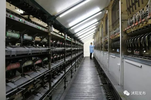 聆听发展铿锵之音，感受花乡强劲脉动！