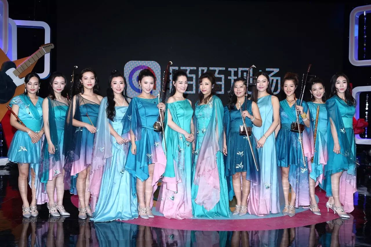 第二代掌门人如何带领女子十二乐坊重焕生机？转折点是：民乐+直播