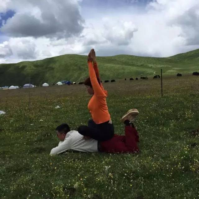 她，用旅行，战胜了癌症。