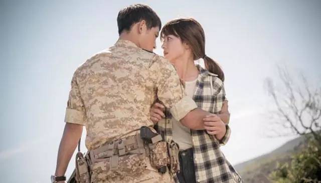 微博和微信朋友圈发的内容的区别,微博微信朋友圈差别太大