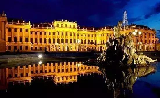 多瑙河真的有蓝色吗,听了蓝色的多瑙河有什么感受