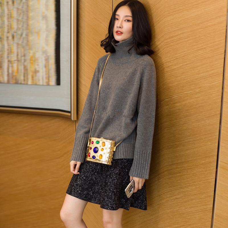 黑色羊绒大衣配牛仔裤,黑色羊绒大衣女中长款