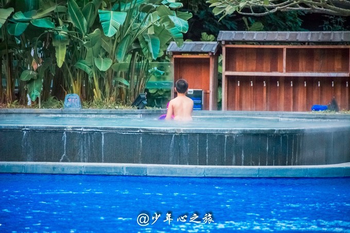 世界五大温泉胜地 (温泉旅游攻略全球六大最美温泉)