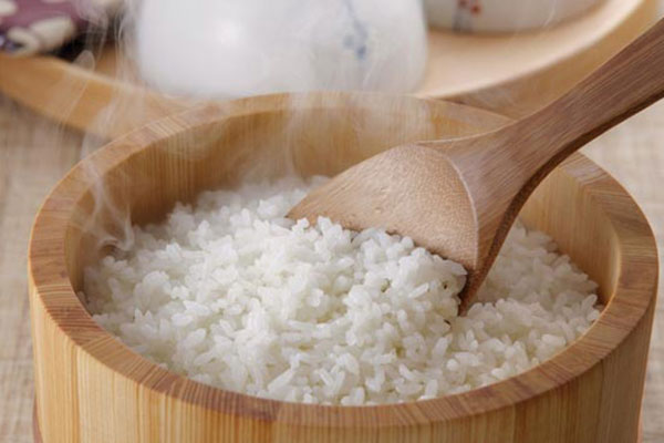 米饭烧焦味怎么去除简单方法,米饭烧焦的时候怎么去除焦味