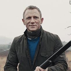 适合年轻人穿的羊绒品牌,为你量身打造优雅时尚的羊绒品牌