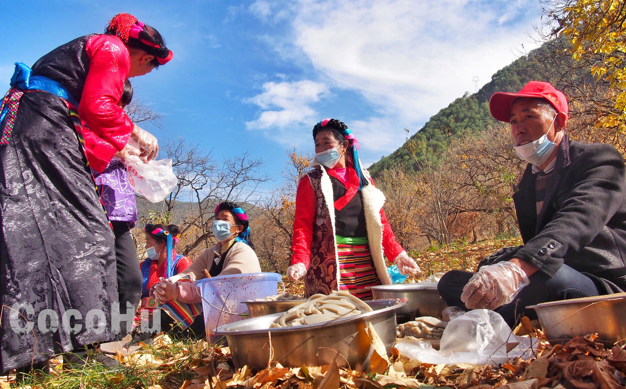 欢歌热舞美食美酒亲历云南维西丰收节