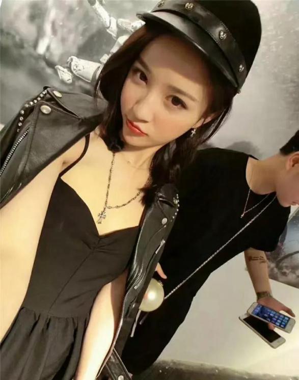 使徒行者2周柏豪项链,克罗心项链22k金回形针