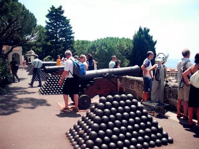 法国纪行—摩纳哥（看看F1赛道，欧洲*场赌**和摩纳哥王妃）