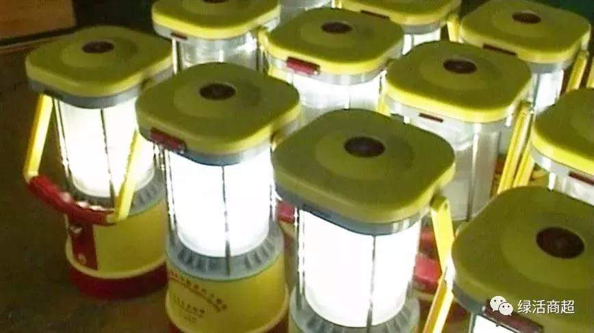 太阳能灯小型马灯,超亮野营复古太阳能马灯