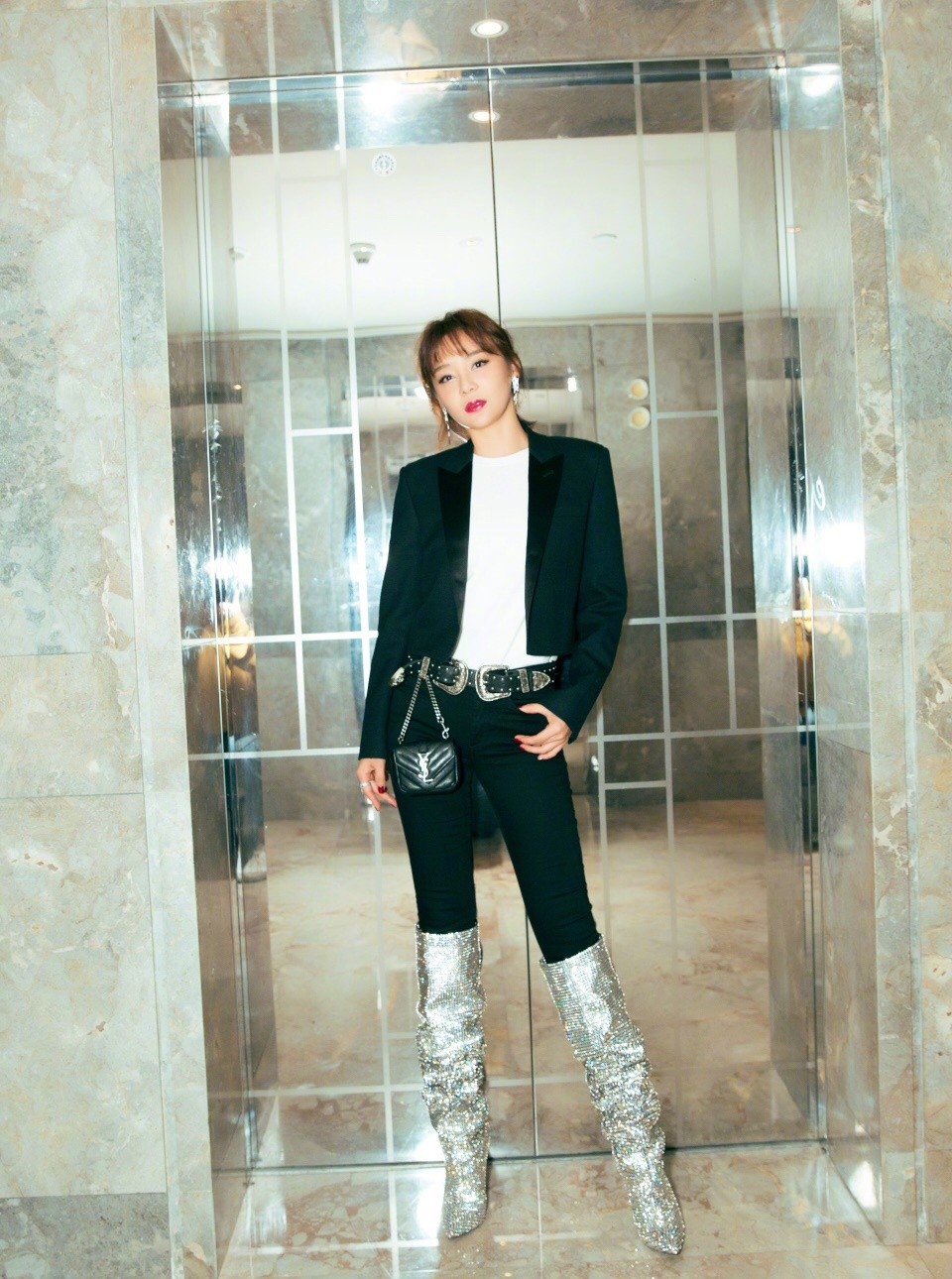 杨幂秋冬新款靴,杨幂热巴唐嫣同款