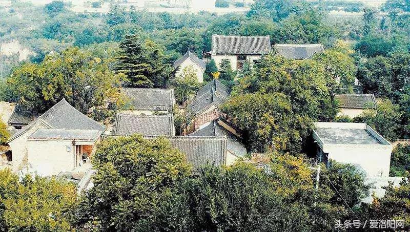 娲涢槼瀛熸触鏈夊悕鐨勯晣,娲涢槼瀛熸触鍙ら晣