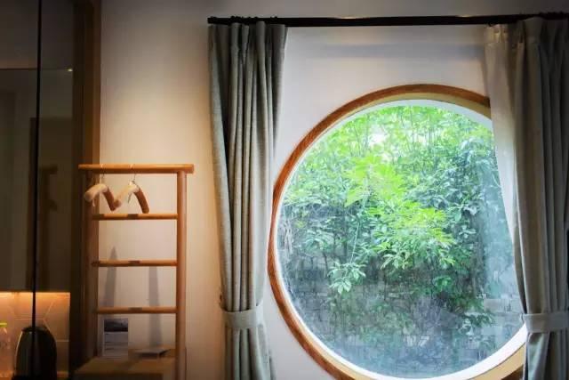 这栋小桥流水的民宿——“眷舍”