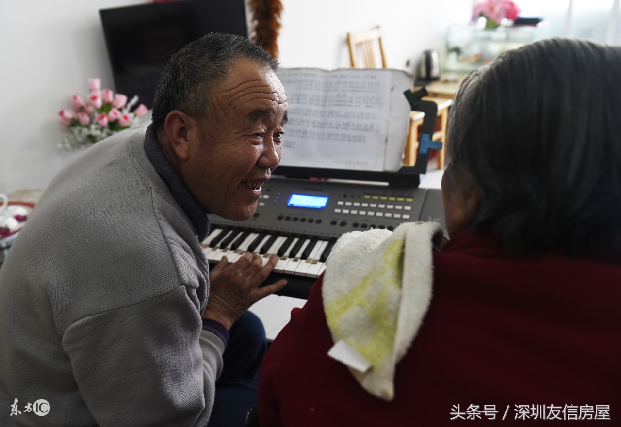 对于已经深圳工作十多年的“老人”始终笃信“家庭至上”