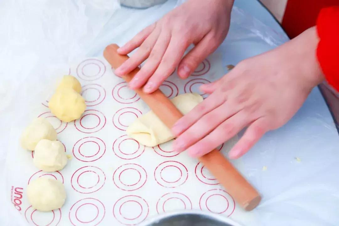 “巧手赛天工,喜庆家年华”——记崇文门中学主题工作坊