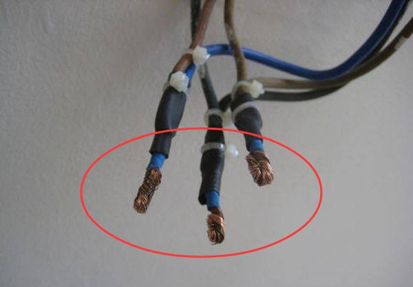 如果电工师傅接完线头给做这一步，不仅不用验收，还要多加工钱