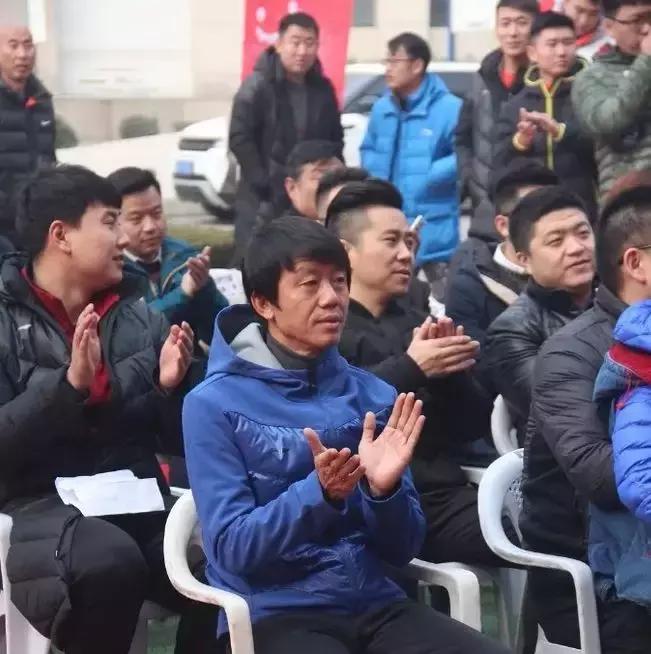 「世界冠军来啦！」李宁“国力印象”省体旗舰店扬帆起航！