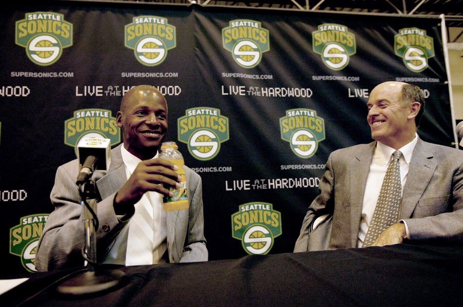 君子剑雷阿伦13年总决赛,雷阿伦属性