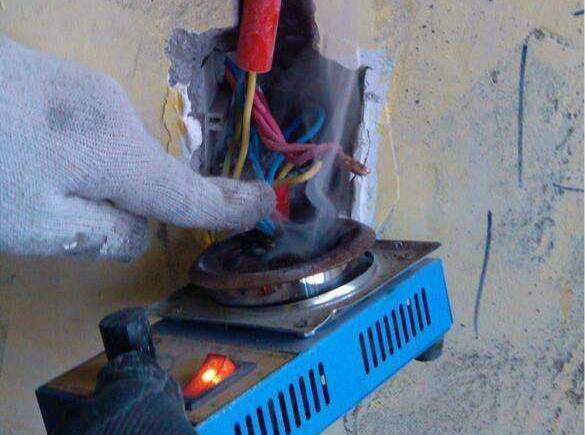 电工师傅线头怎么处理,电工师傅接电线工艺