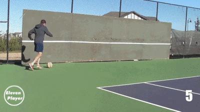 足球训练传球教学视频,足球训练如何独自做好传球训练