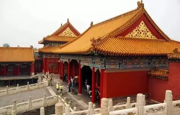 在北京1000元能做什么生意,在北京100元能买多少零食