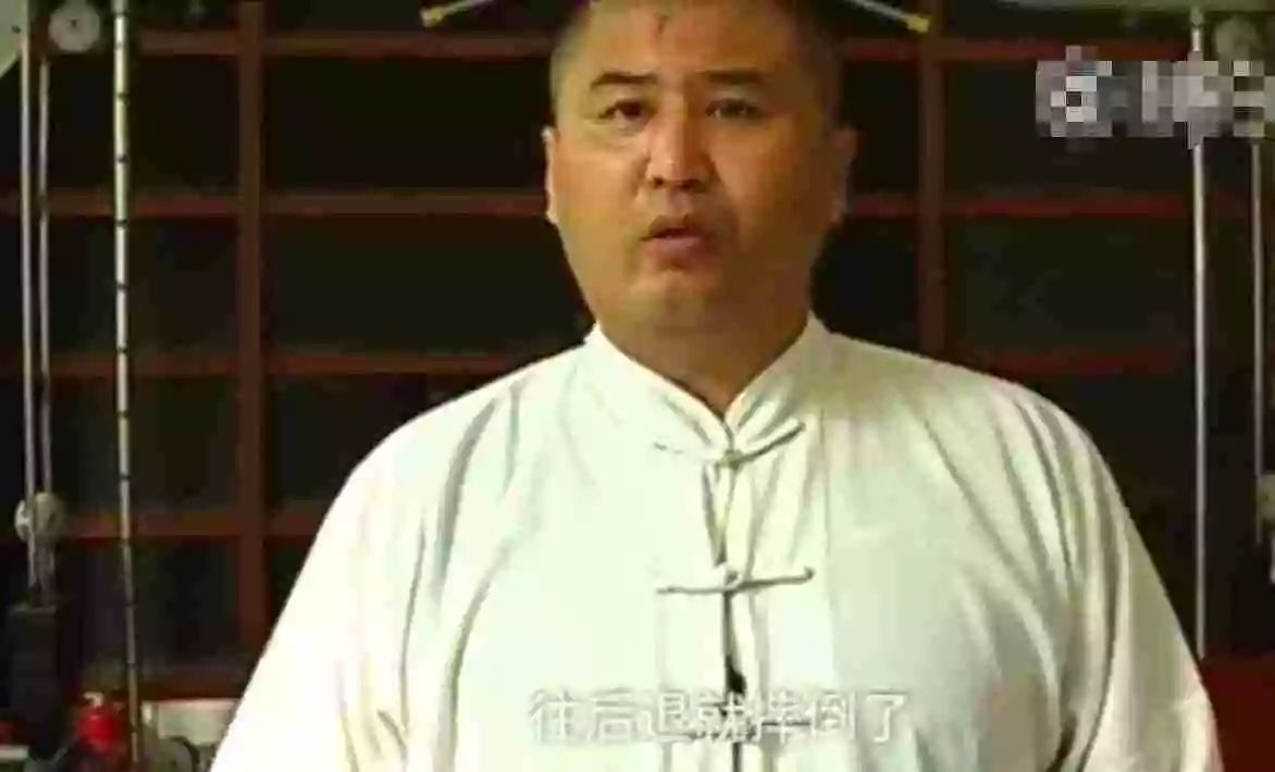 “黑客”杭特：为什么老湿父更看重“防”？