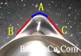 新手选咖啡拉花针还是拉花缸好,拉花拿铁用什么花缸好