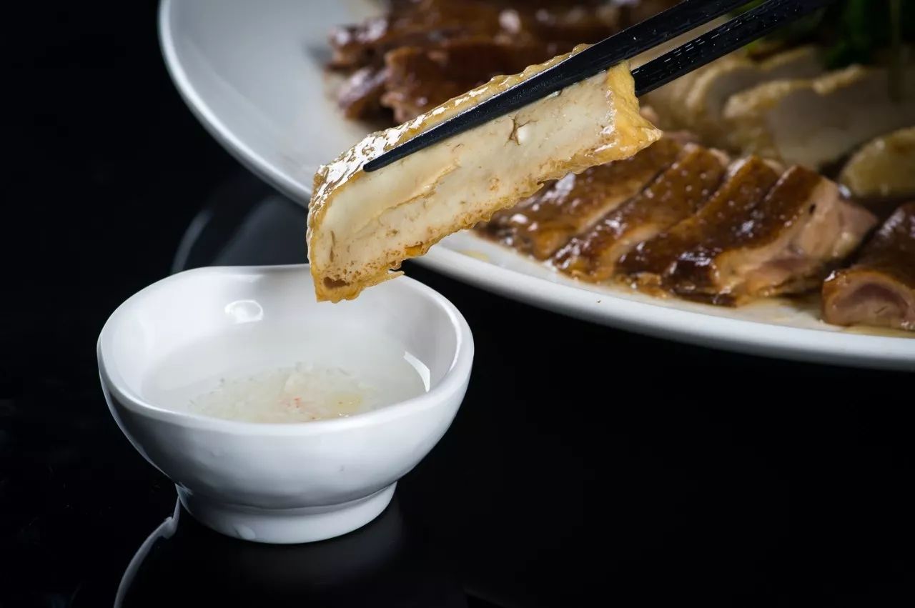 你就像那冬天里的一把火，浓浓汤底温暖了我～冬日暖锅合集来了！