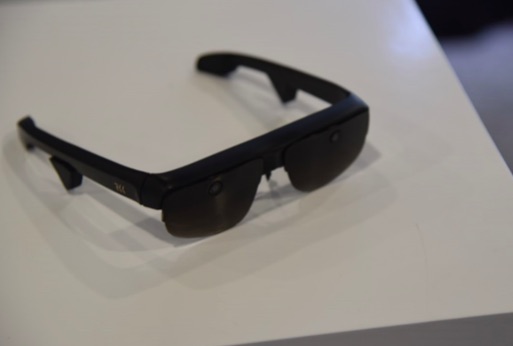 枭龙科技CES发布三款AR新品，其中最轻的AR眼镜仅30克