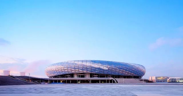 体育中心总部基地,体育中心训练营