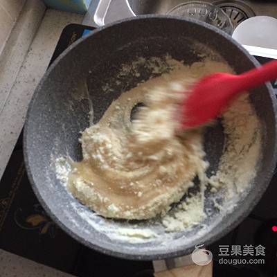 美的fun烤箱使用视频,制作超快手的网红雪花酥