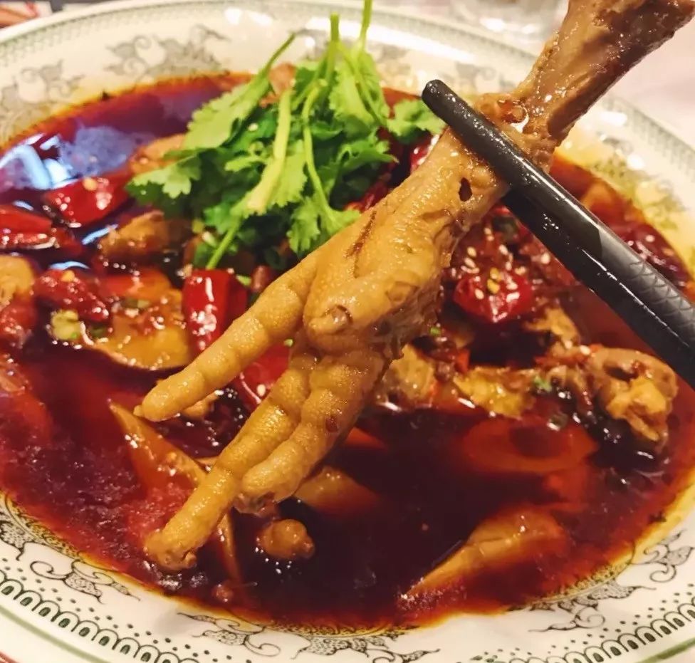 好吃丨一抿就化！成都10家超美味稀溜耙美食拯救懒癌吃货