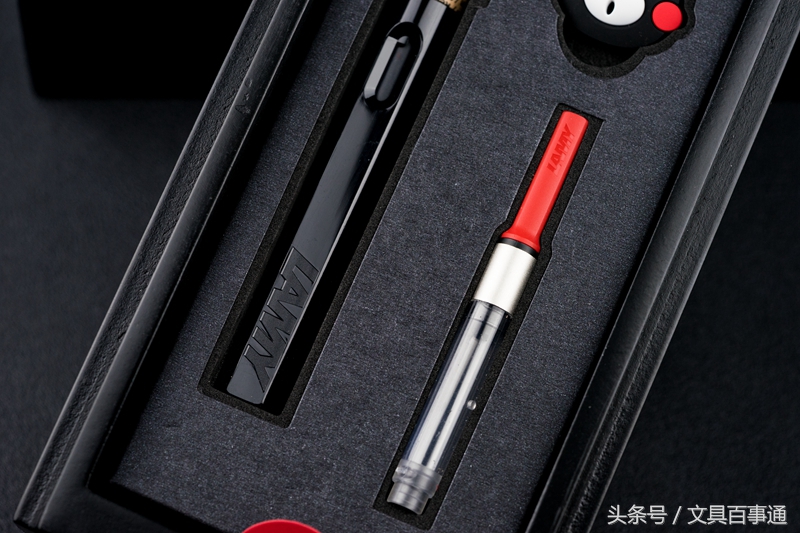 凌美熊本熊联名款钢笔,skb熊本熊联名钢笔