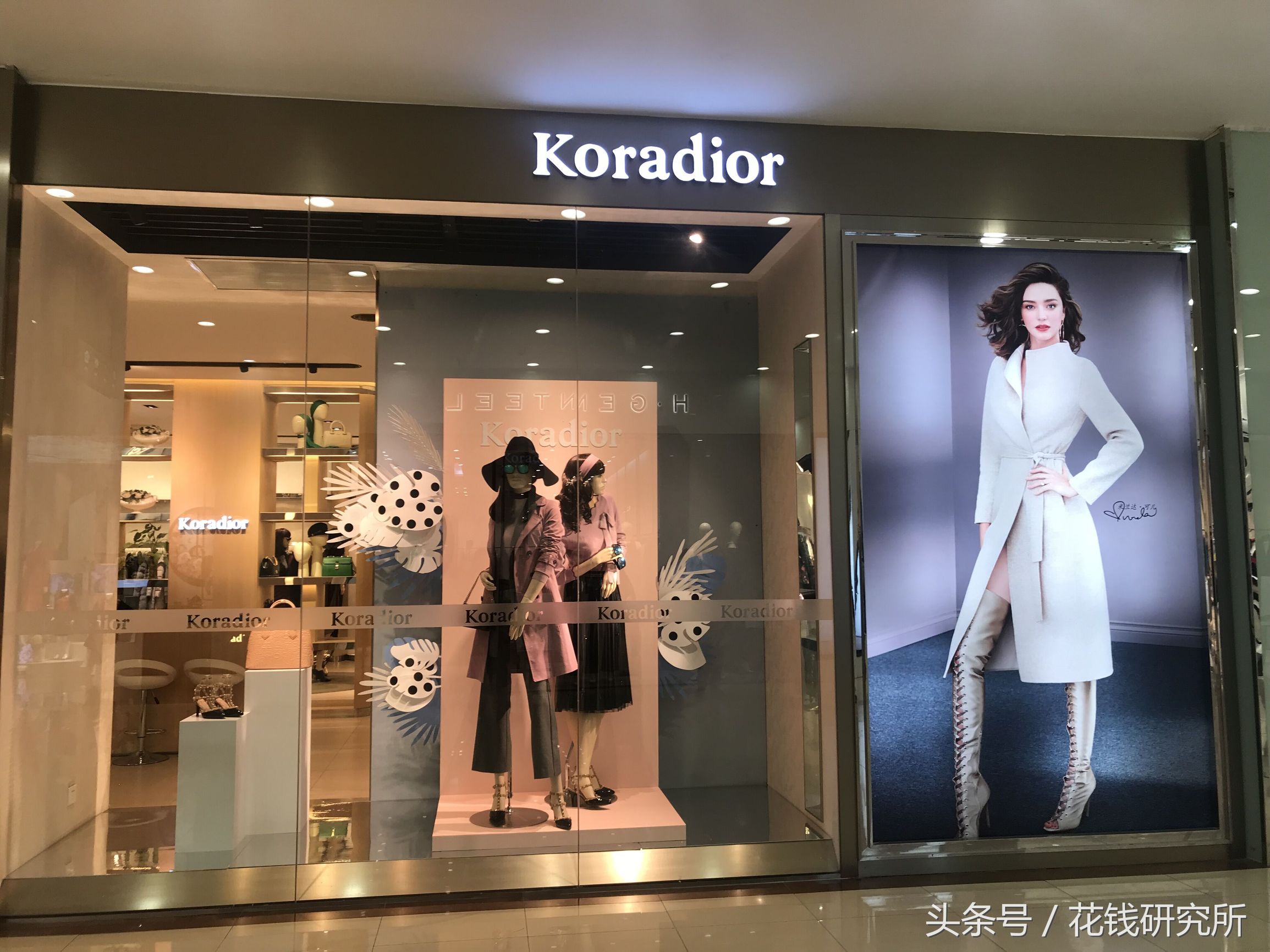 lv围巾女款爆款多少钱,lv围巾2000元左右