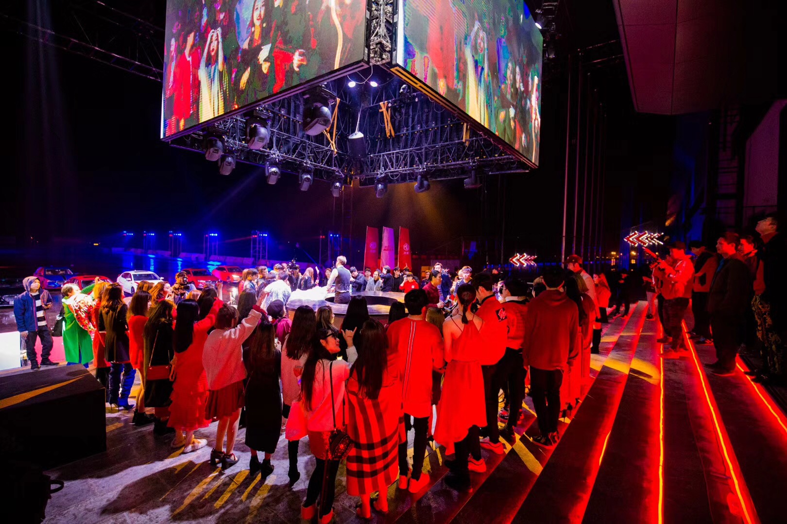 2扇门竟要40万！爵战珠海年度潮玩轰趴进阶车主新玩法！